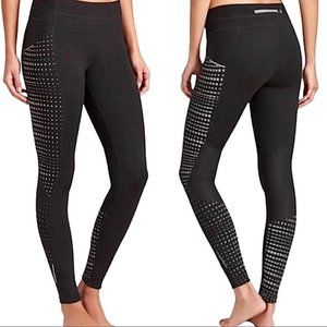 Athleta Reflective Be Free Full Length Running Leggings w/Pockets Black/Silver